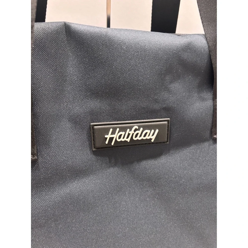Halfday Travel Garment Duffel Bag Navy Blue 2-in-1 Weekender‎ Suit Bag